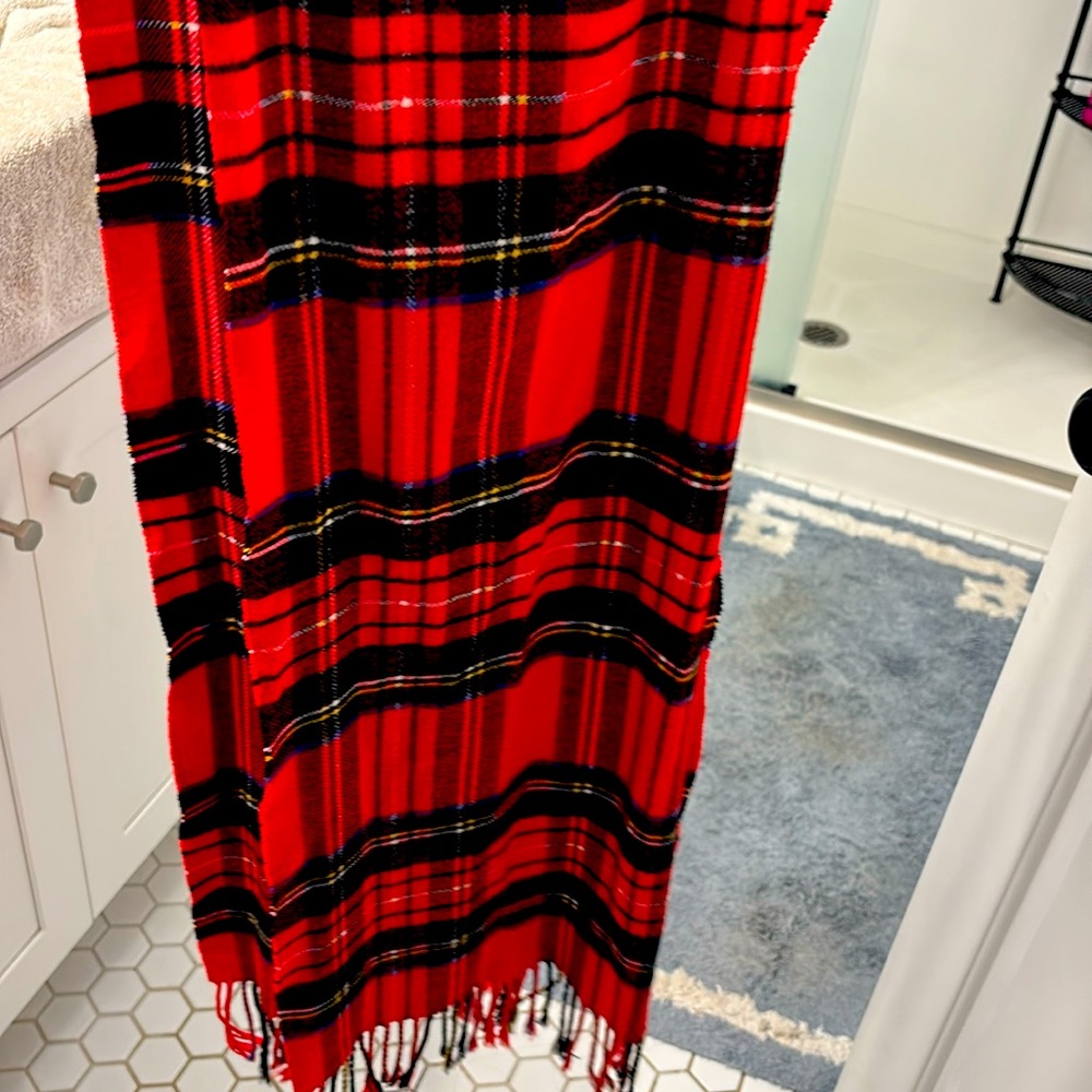 Red tartan plaid scarf